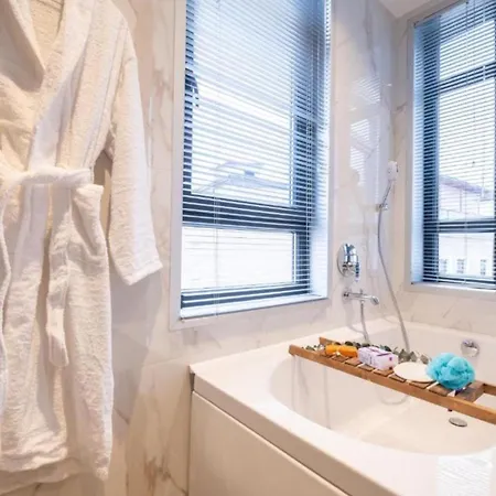 The Platine Ξενοδοχείο *