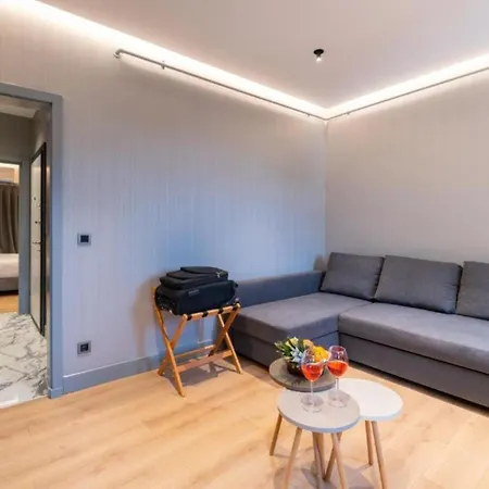 The Platine * Κωνσταντινούπολη